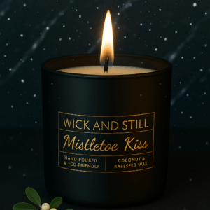 Mistletoe Kiss — Winter Berries